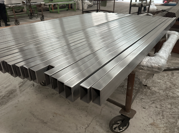 崇左新能源汽车用不锈钢方管 现货