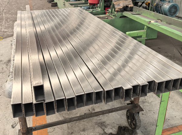 崇左建筑工程行业用不锈钢无缝钢管